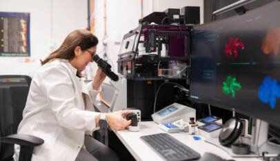Nuevo microscopio permitirá observar el intestino a escala nanométrica para investigar la enfermedad de Crohn