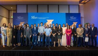 SIMV premia investigaciones que exploran el potencial de la diáspora para fortalecer el mercado de capitales dominicano